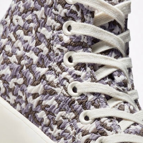 CONVERSE Chuck Taylor All Star Lugged 2.0 Jacquard Sand Dune Platform Sneakers - Picture 8 of 8